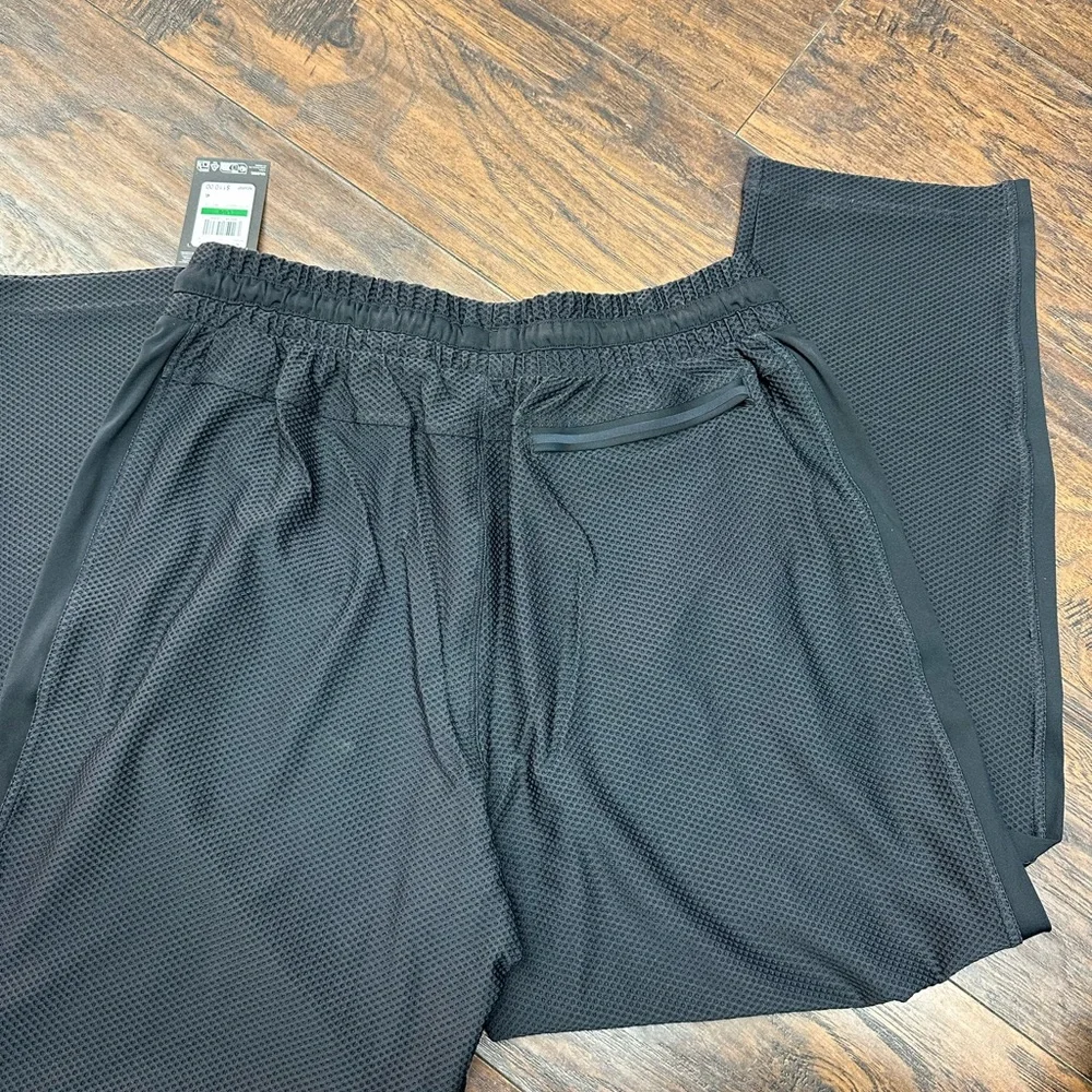 $110 Under Armour UA  Unstoppable  Mesh Pants Joggers Black Men's Large <<305>> - Picture 9 of 12